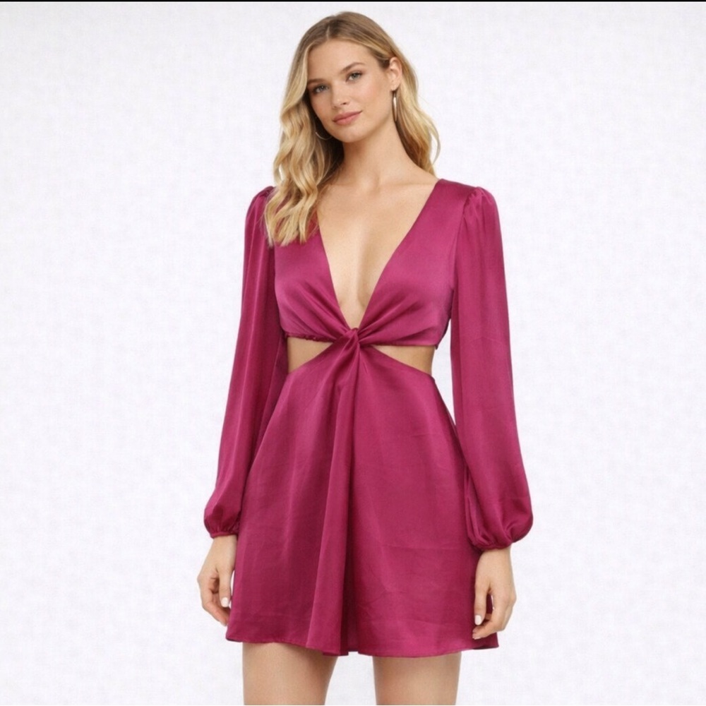 Miss Lola Fuchsia Cutout Mini Dress Plunge V Neck Long Sleeve NWT Size Small